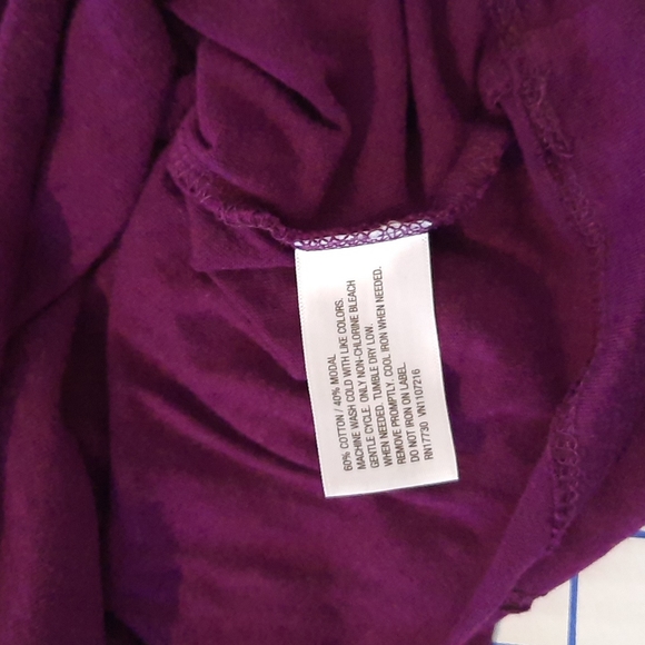 👑 3/$30 Merona Sleeveless Top - Picture 4 of 5